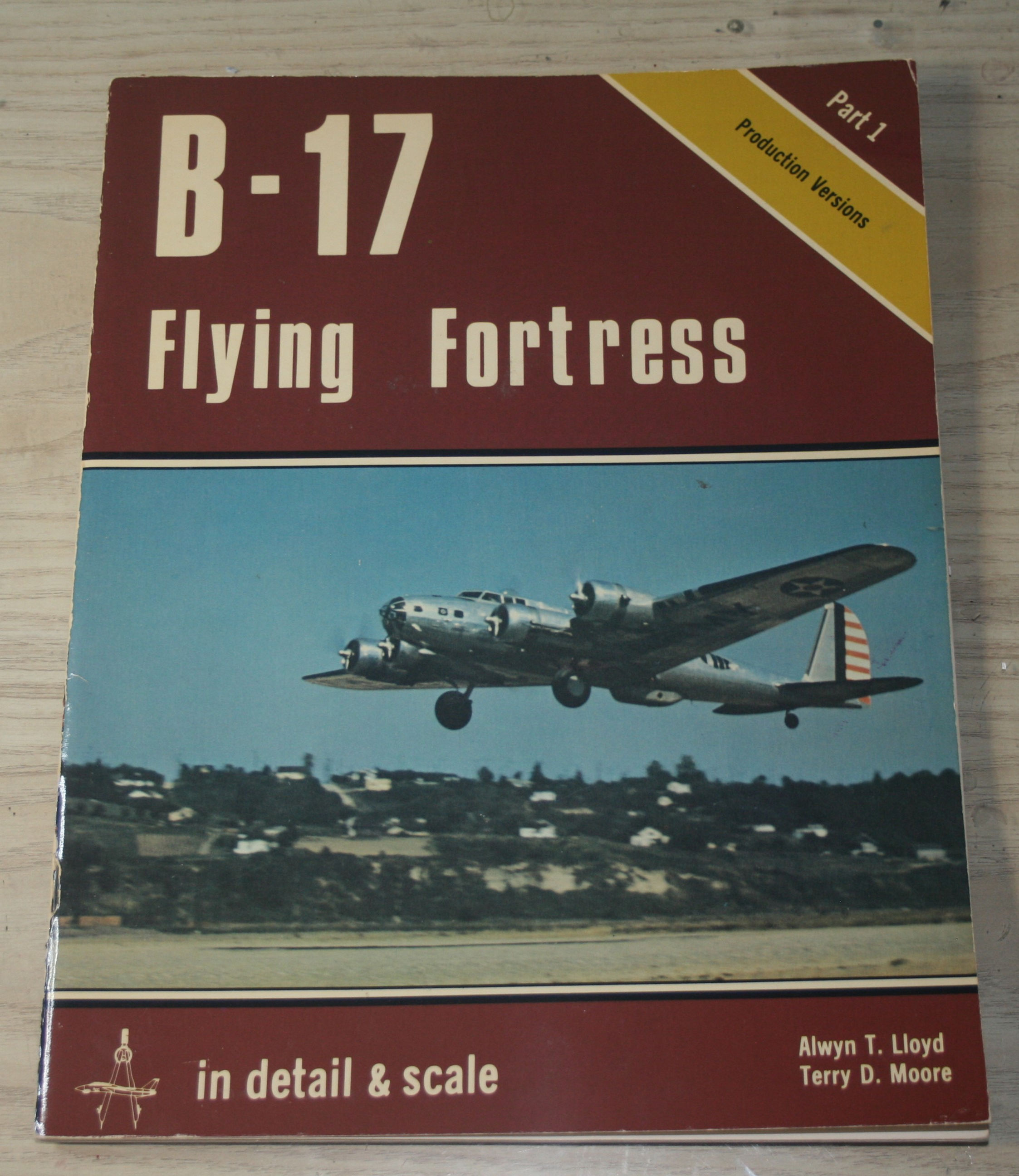 Detail & Scale B-17 Flying Fortress Part 1: Production Versions