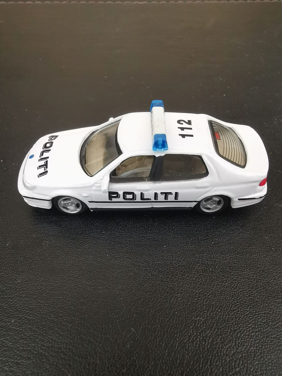 POLITI WHITE