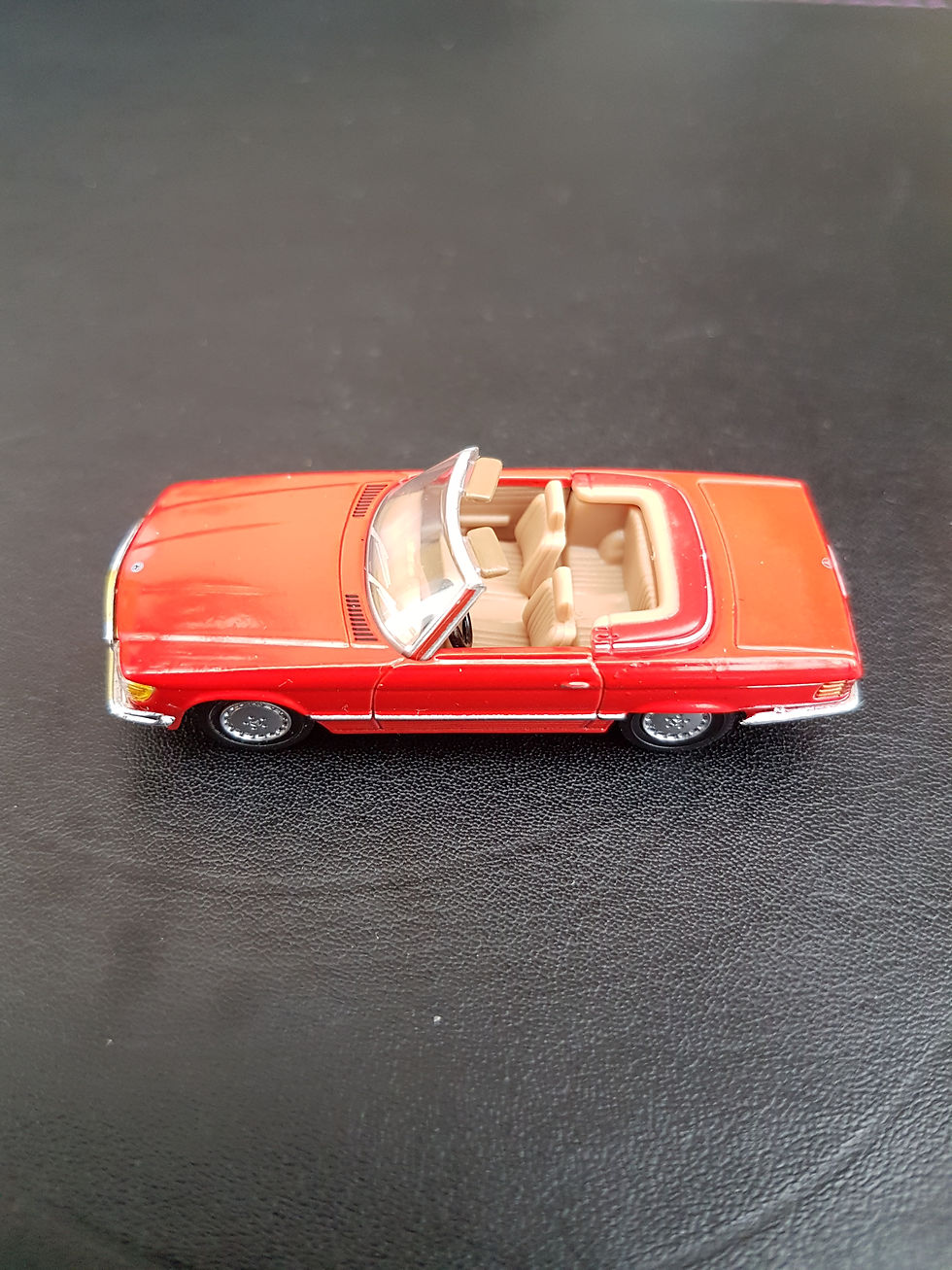 CABRIO RED