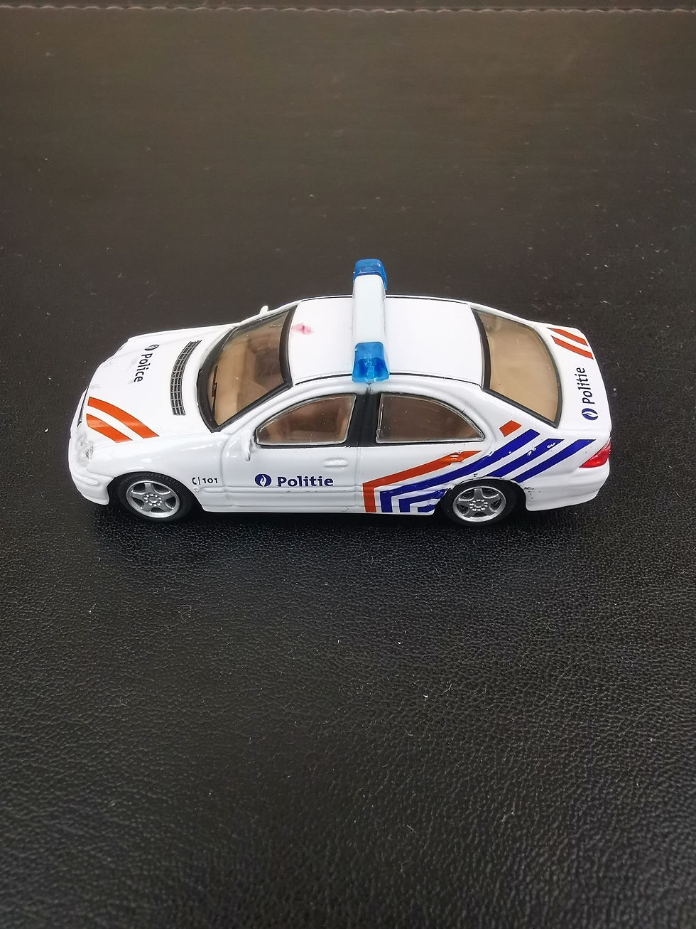 POLITIE WHITE