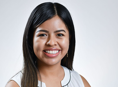 Itzel Yoga Headshot.jpeg