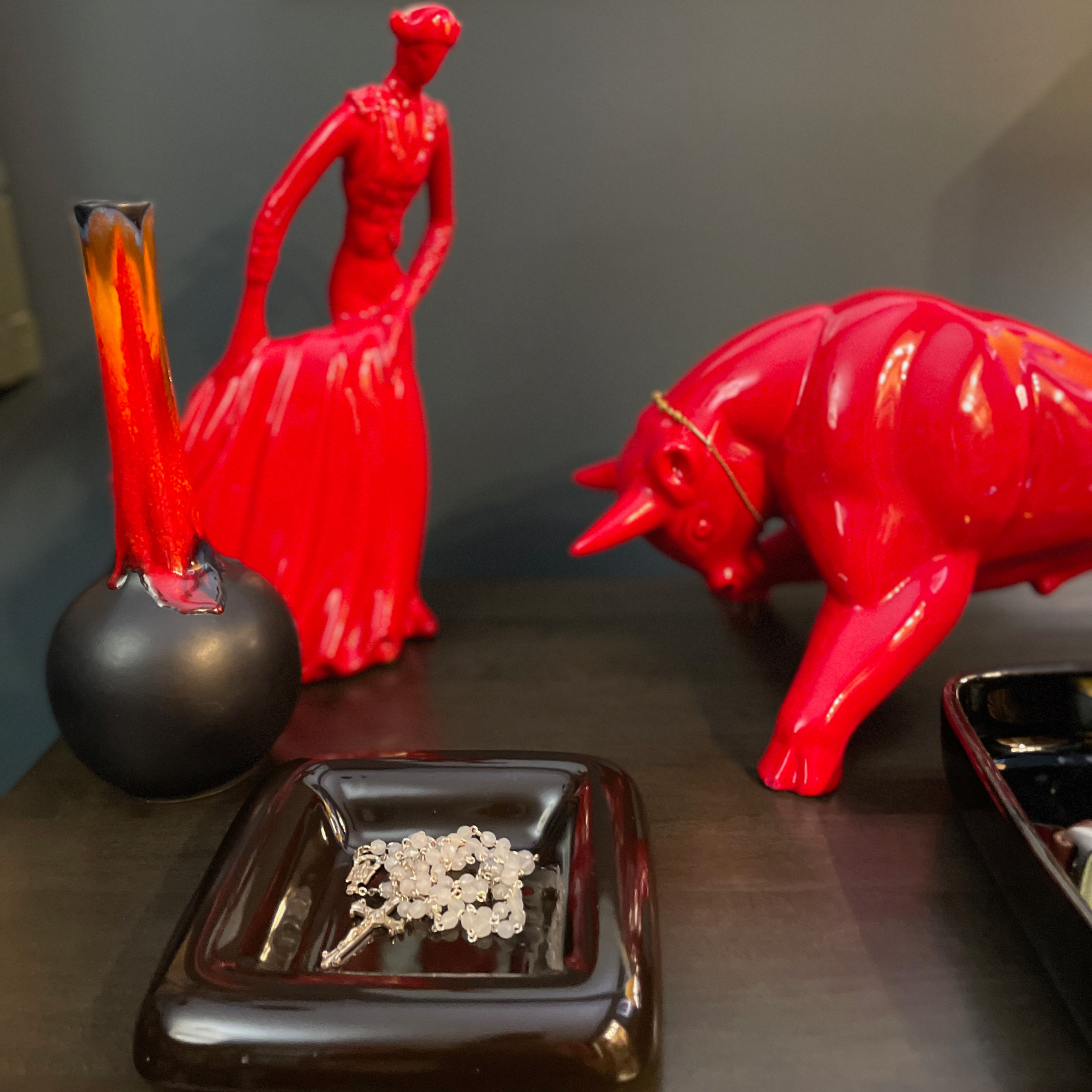 Haeger Bull Fighter Planter # 502-H in Haeger Red