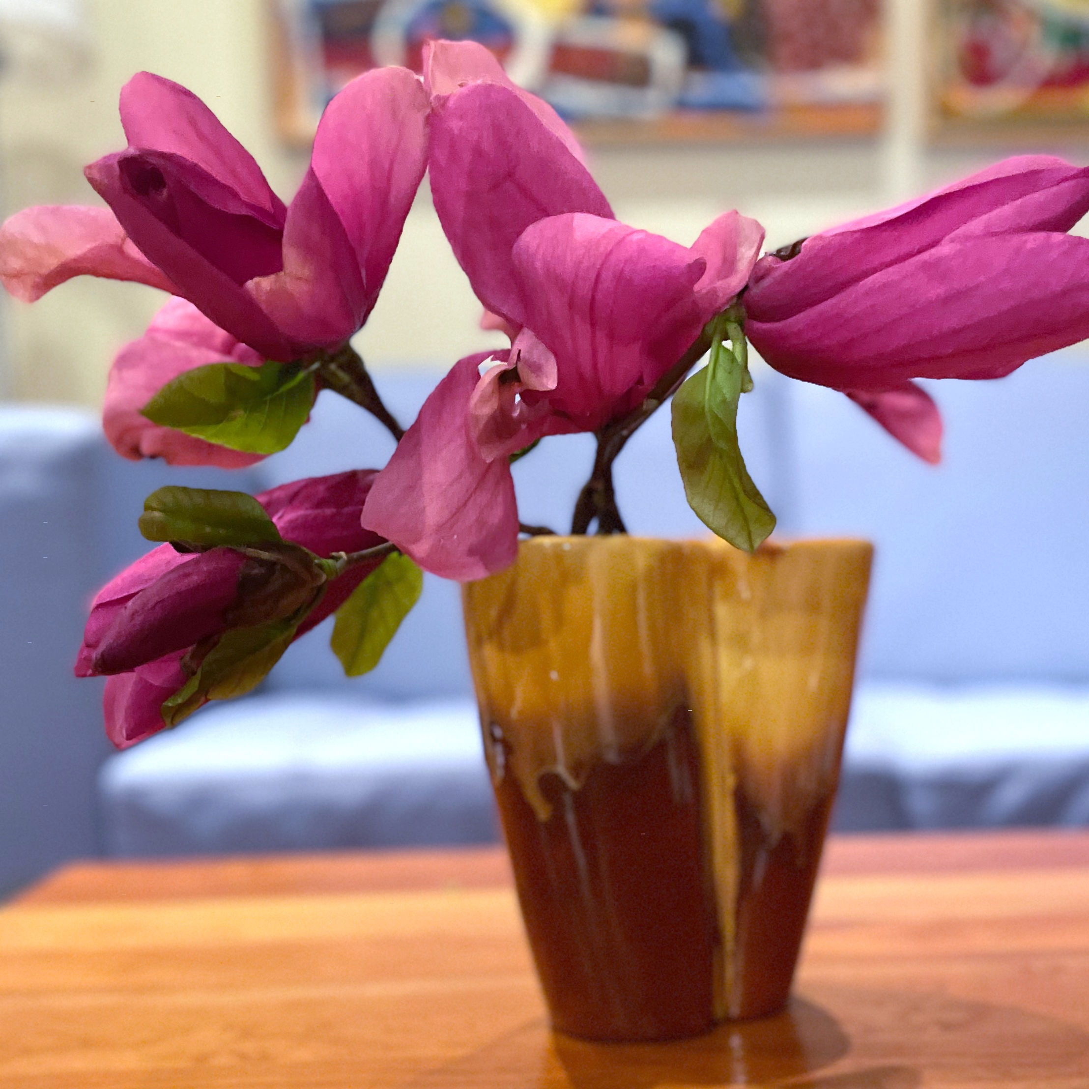 Royal Haeger Vase R- 1121 in Woodland Brown