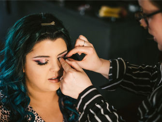 How to apply mascara