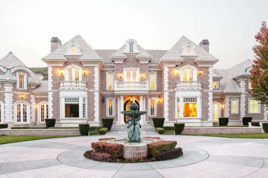 Mansion House - Spa_edited.jpg