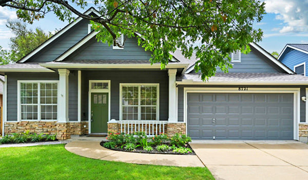 Photo of a home for sale on a page about how Peggy helps you buy a home