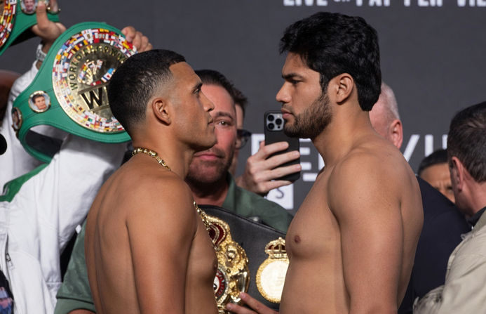 Benavidez Zurdo Make Weight