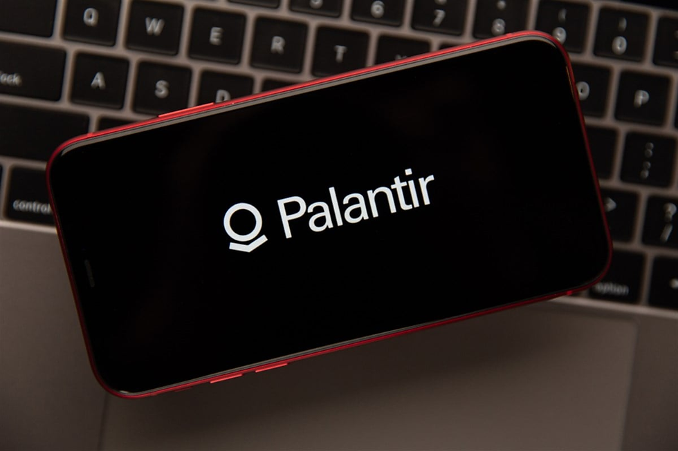 Palantir’s Role in Shaping Data-Driven Investment Trends