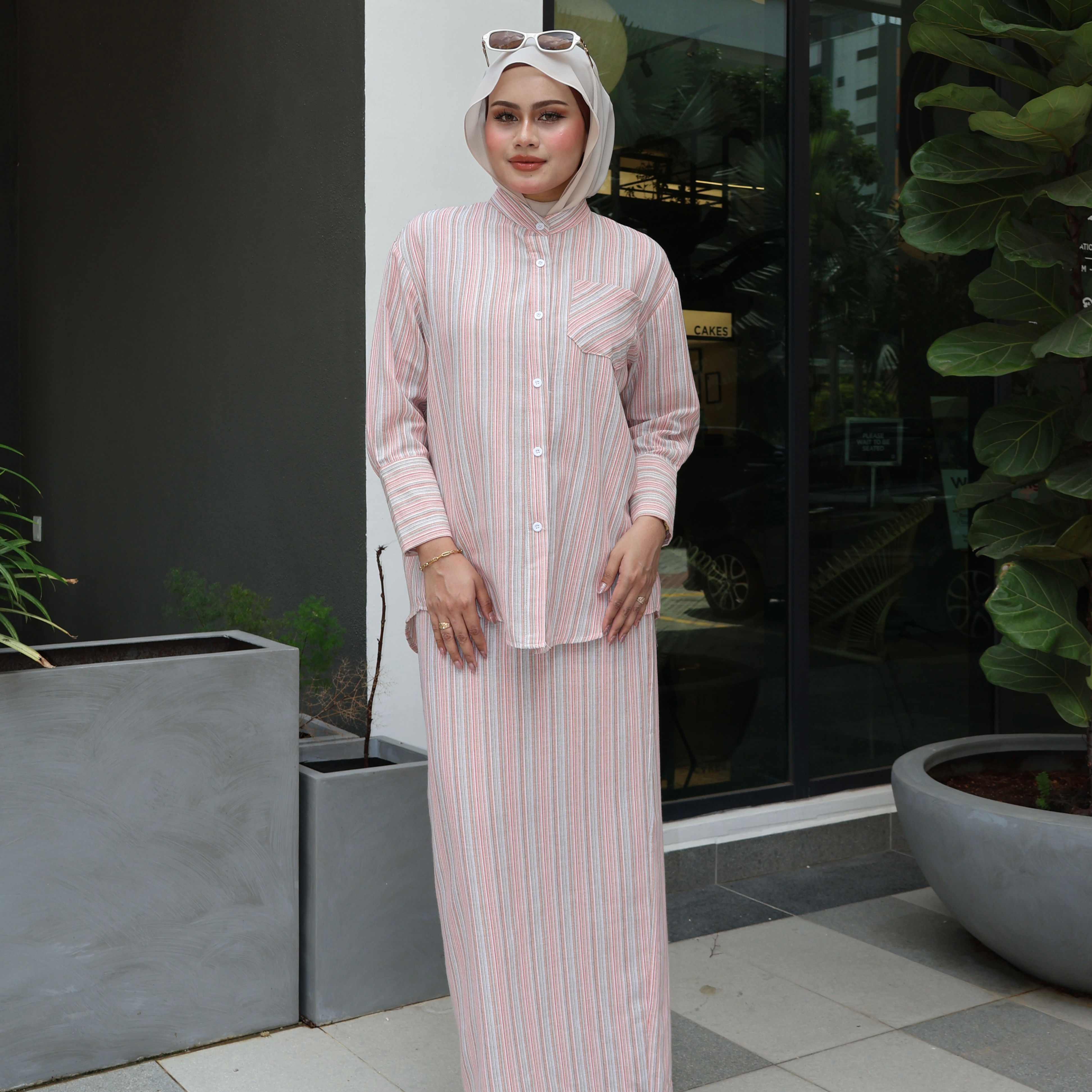Victoria Cotton Linen Stripe Set With Skirt in Coral