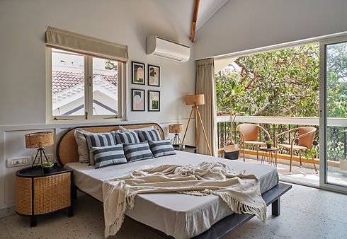 Top floor bedroom3.jpg