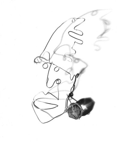 3 dimensional wire drawing with glass bead
150mm