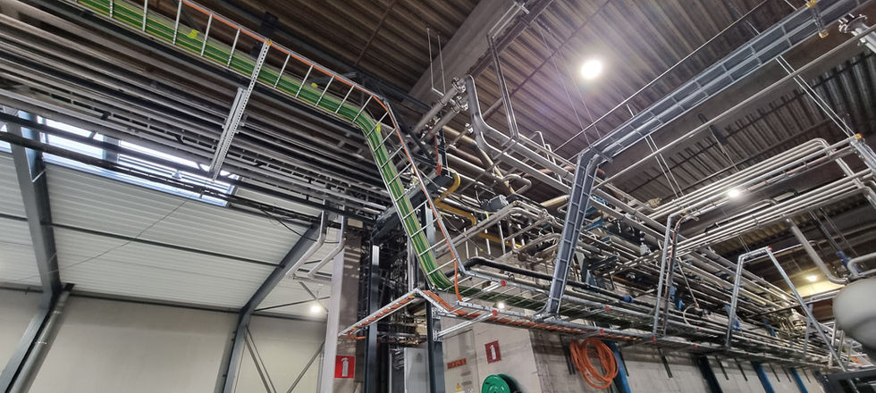 Using a 3D scan, GPM succeeded in designing a completely new pipe rack and new piping routes to gradually bridge the pipes from the old installation to the new installation.