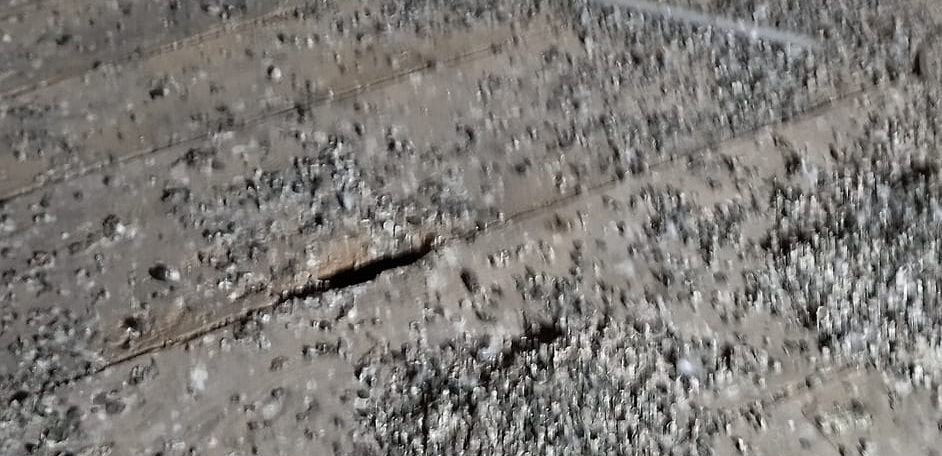 Fleurance - Nettoyage grenier souillé de fientes - avant