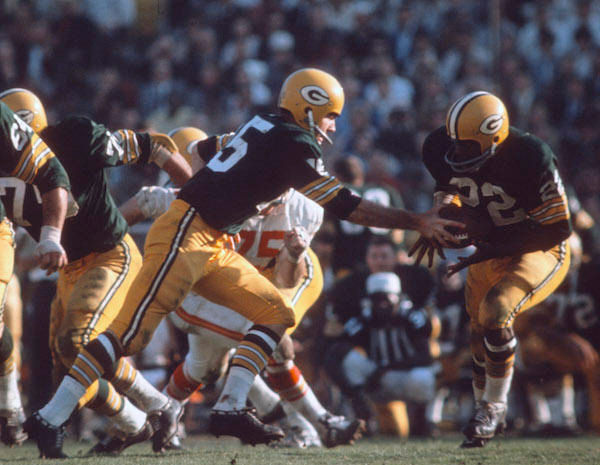 Quarterback Bart Starr