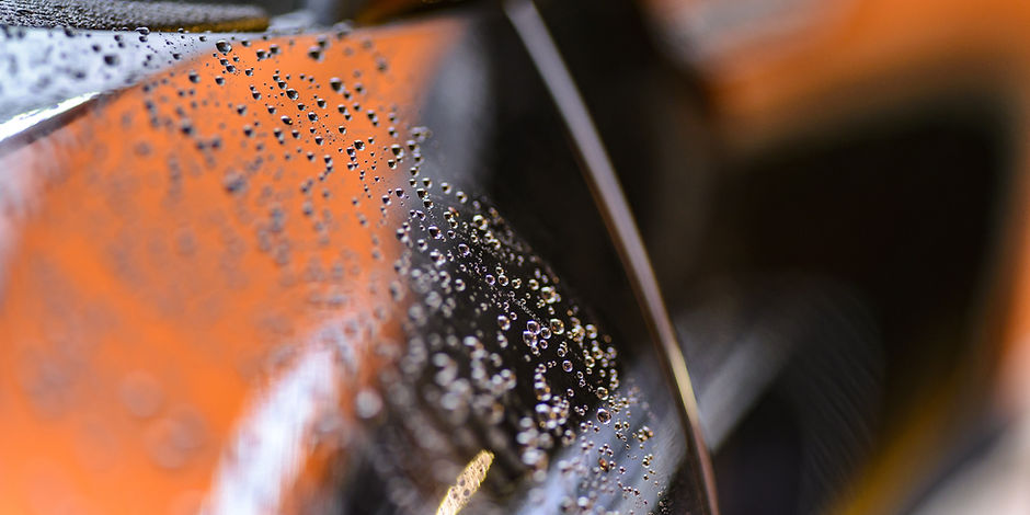 blur-close-up-dewdrops-drops-248395.jpg