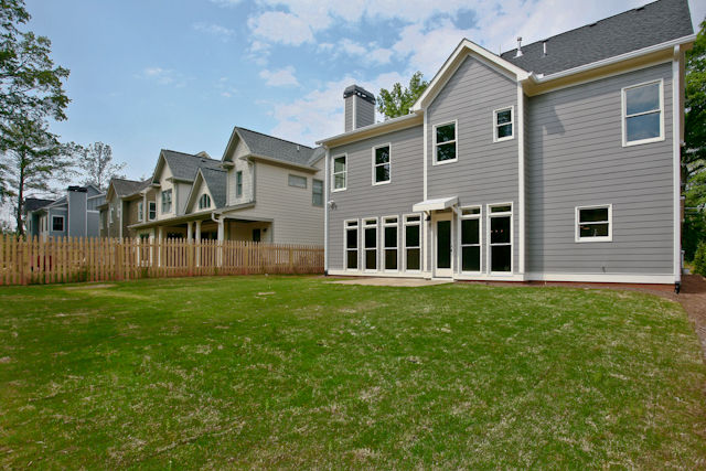 219 Ohm Ave-79.jpg