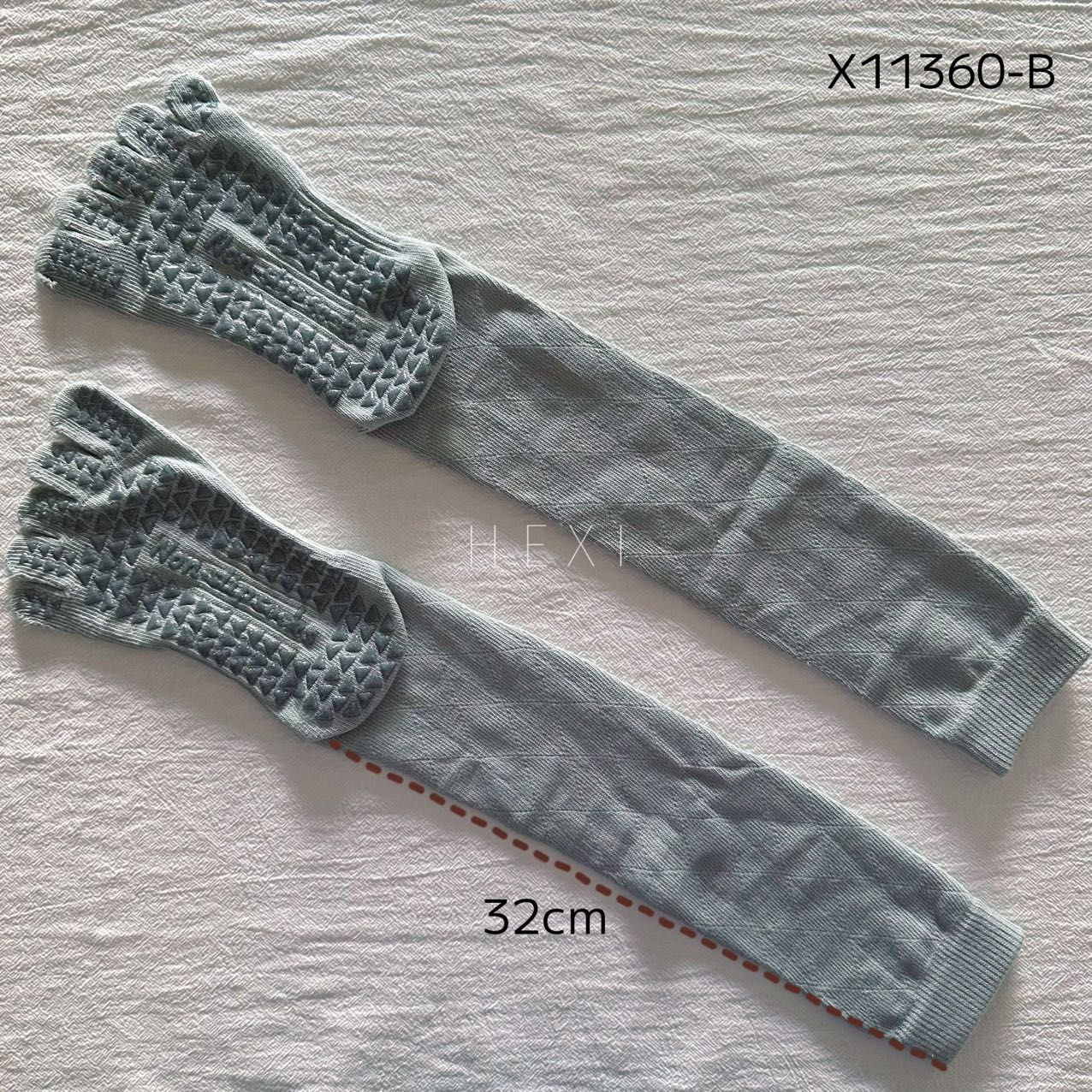 全面グリップ付き 菱格デザイン 五本指ロングソックスX11360-B