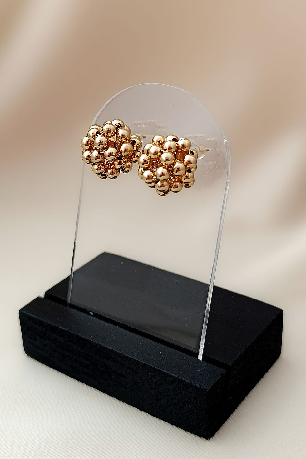 Küçük resim: Gold Metal Topçuk Çivi Küpe