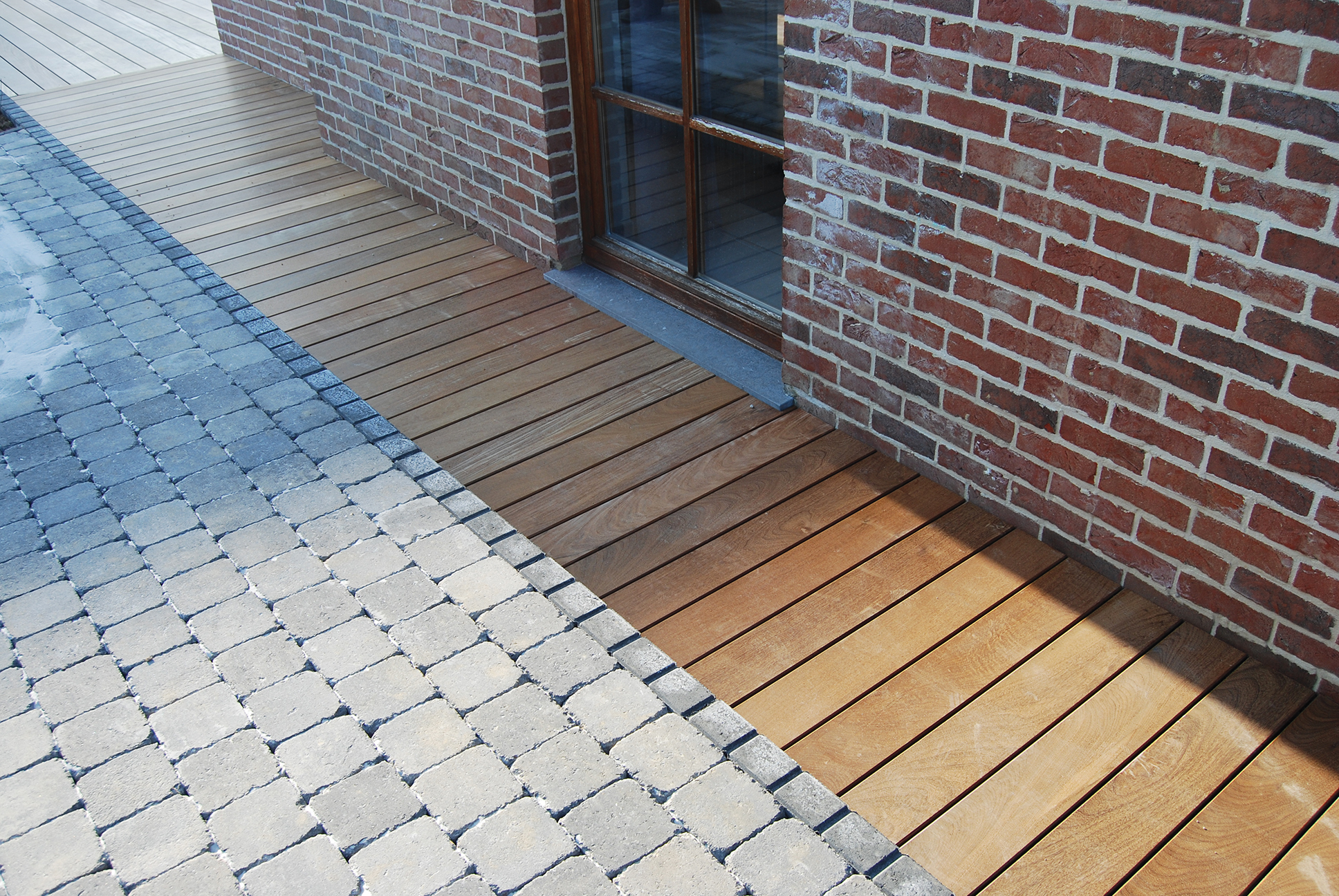 Terrasse Autoblocant et bois
