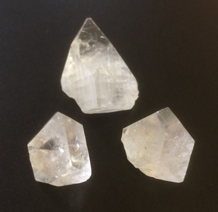 Miniatyrbilde: Apophylitt topper - små