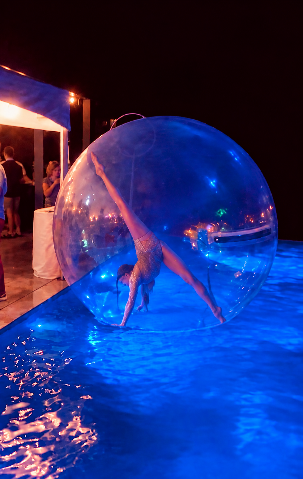 bubble in pool