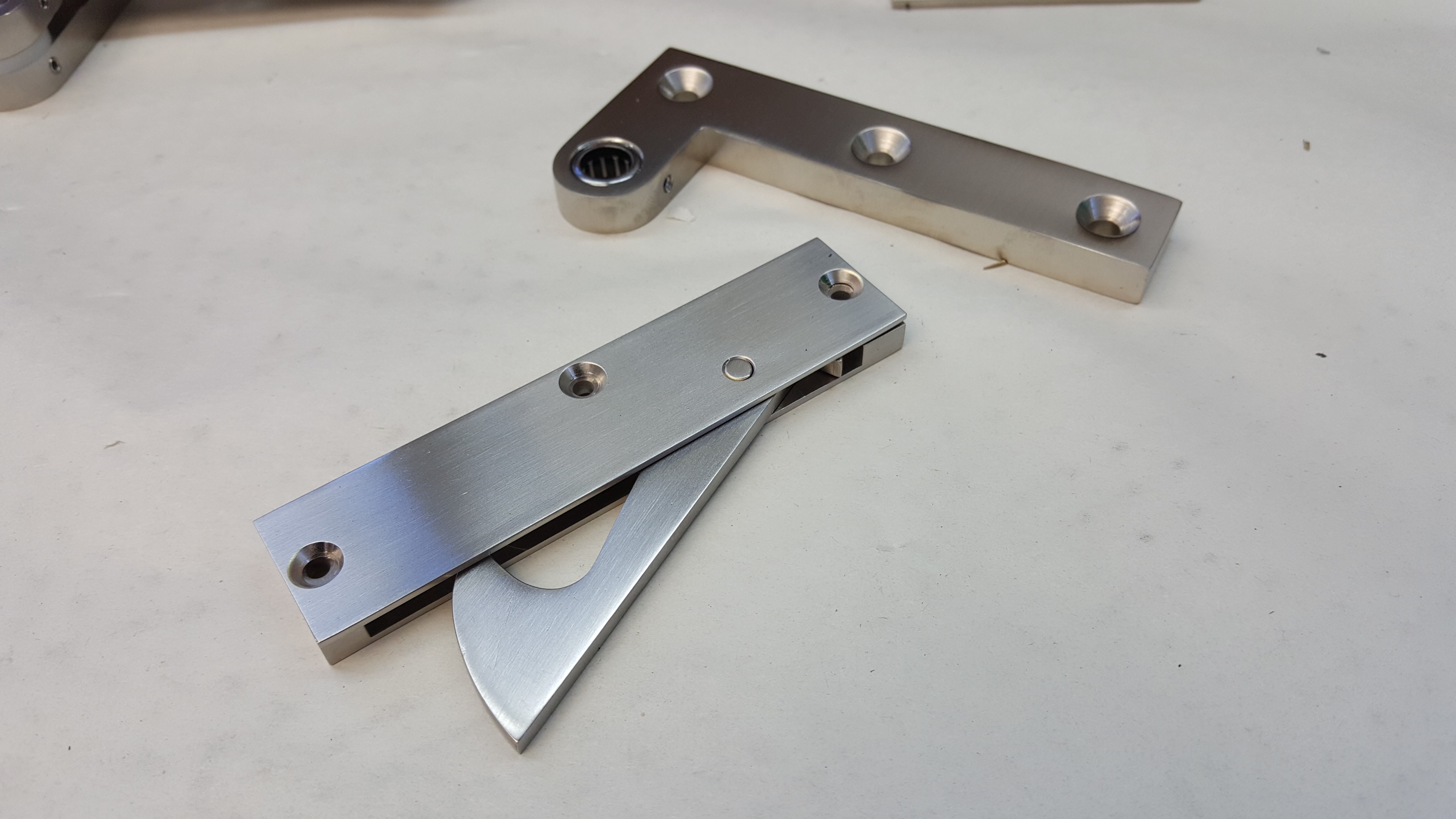 RAJACK FE158 Knife Edge Pull