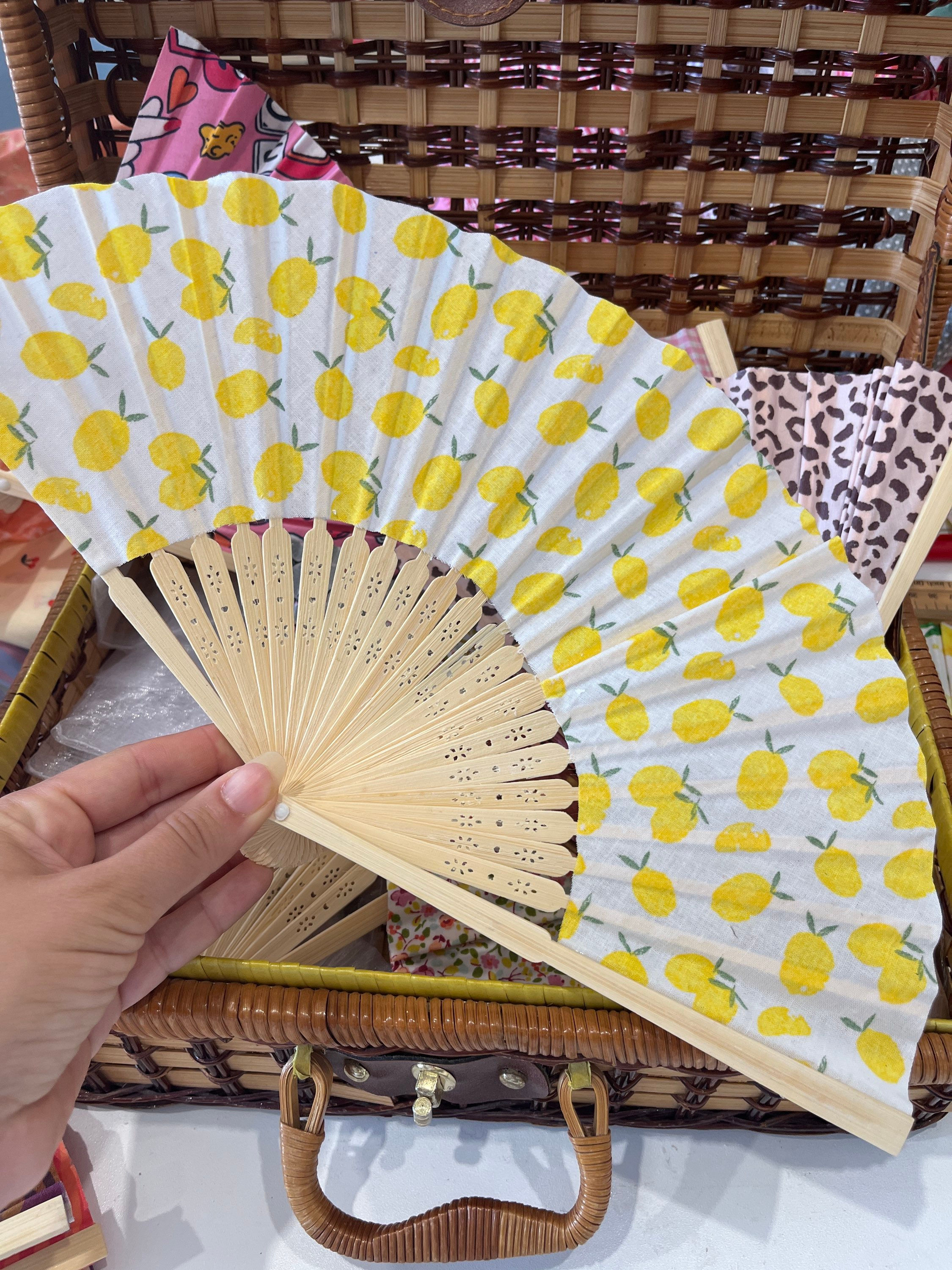 Eventail citron