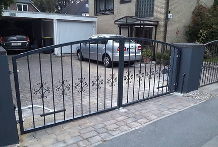 Walnut fencing solution in melbourne