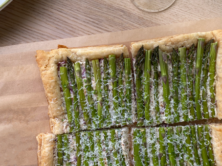 Tarte tiède au chèvre et aux asperges