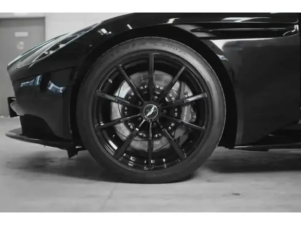 Miniaturbild: Aston Martin DB11 V8 Coupe • 2020 - 27,300 km