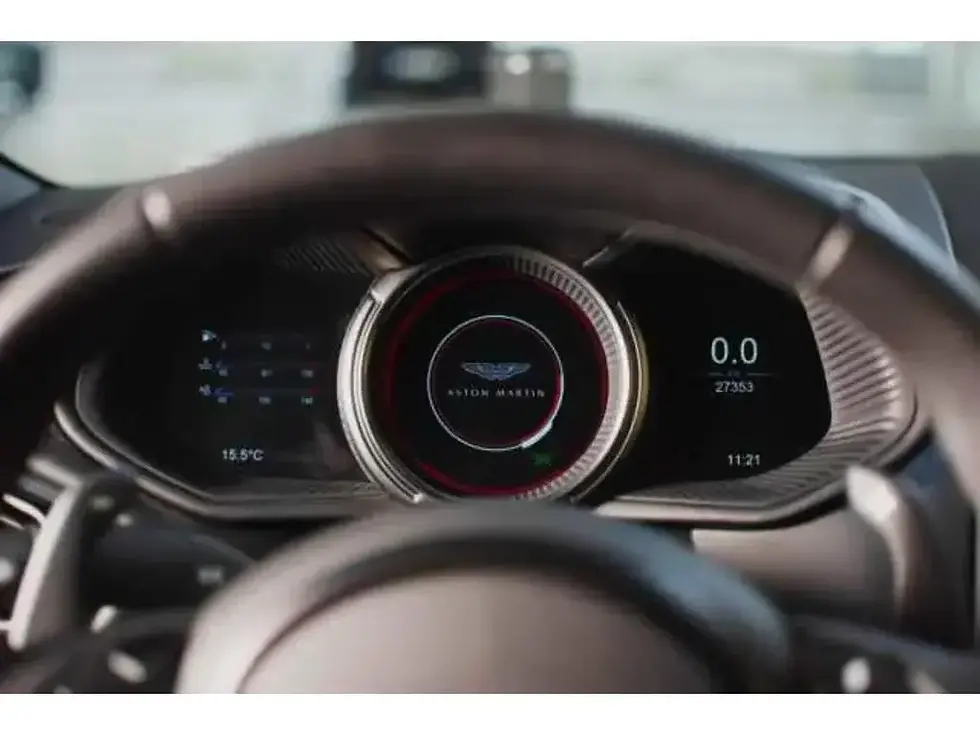 Miniaturbild: Aston Martin DB11 V8 Coupe • 2020 - 27,300 km