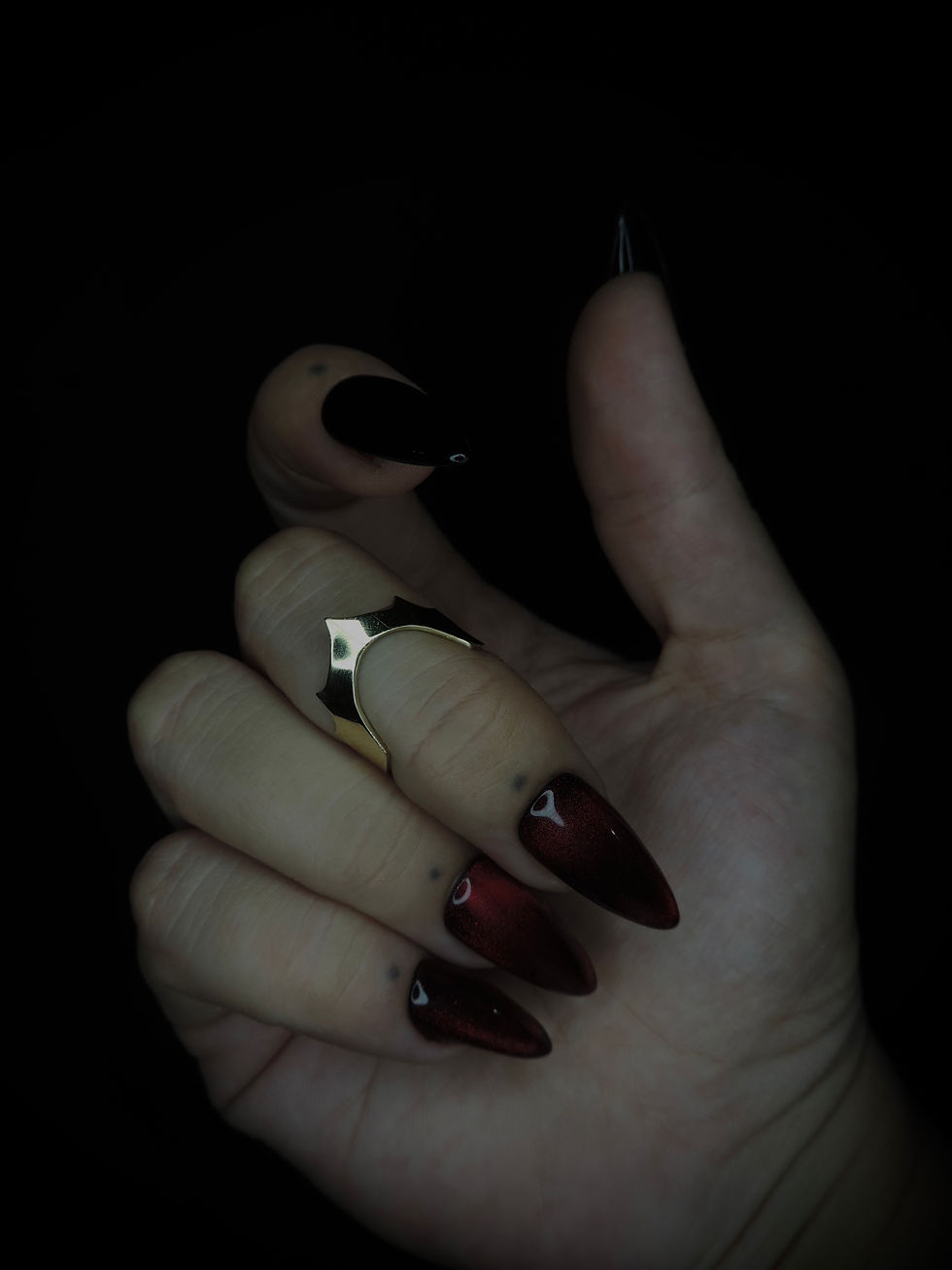 Thumbnail: Alis Anulus