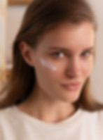 10_ANTI-UV_M29_TAYA_BADEZIMMER_FLUID_BULK_018_v01 copy.jpg