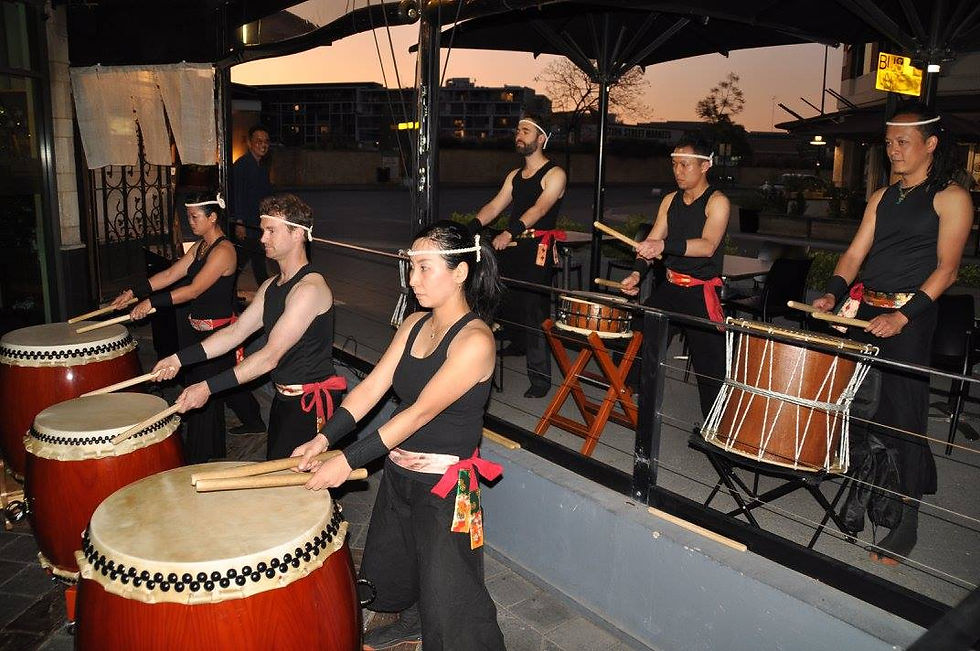 Performance at Satsuki restaurant