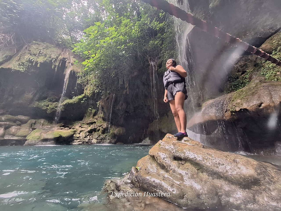 Miniatura: 3 Tour  Cascadas de Tamasopo y Puente de Dios