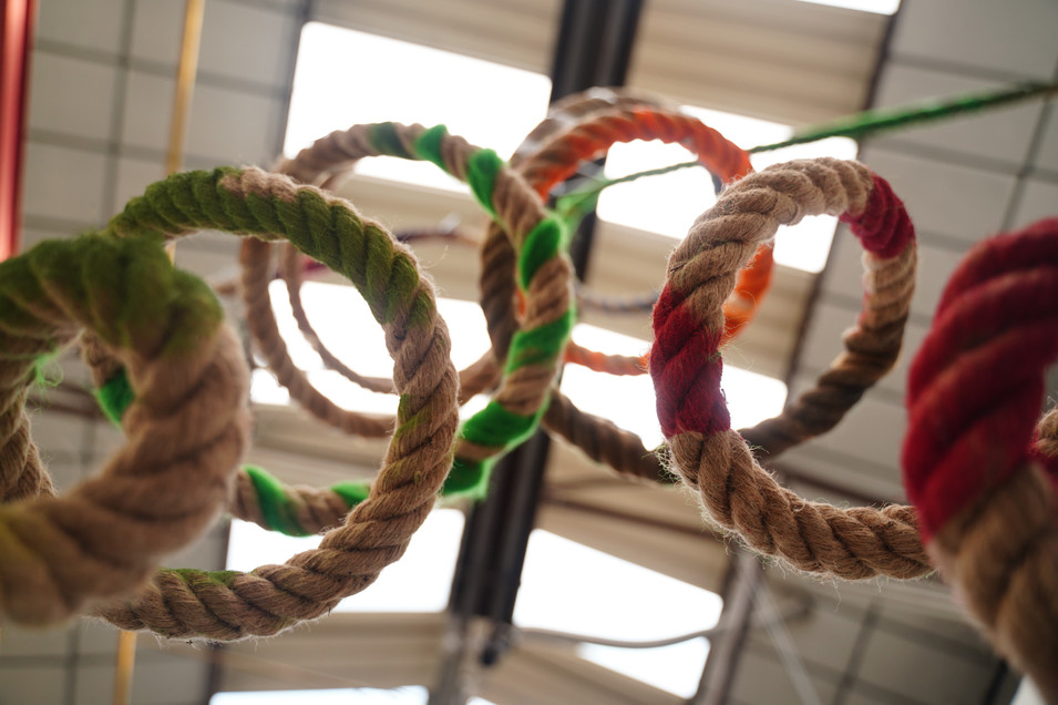 Mythologies, équilibre, relation, relationnel, spirale, quipu, couple, amitié, coloré, échanges, chanvre,Cordes, art contemporain