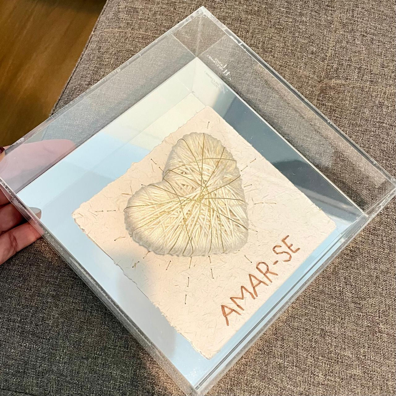 AMAR-SE (off white) 18,5x18,5 cm