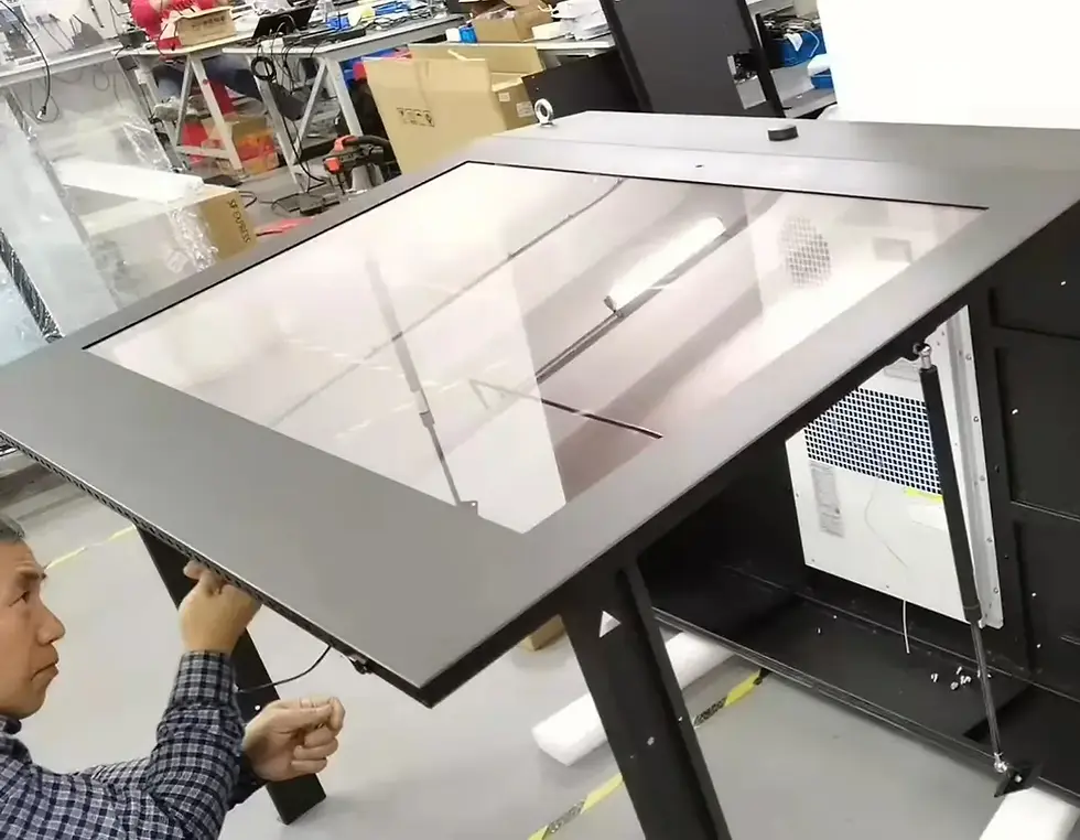 Display glass technologies for outdoor use showing anti-glare coating, optical bonding, tempered safety layers, and AR-enhanced glass used in industrial outdoor digital signage systems.