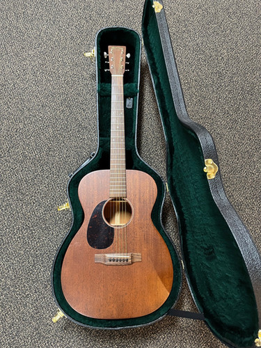 Gently Used Martin 00-15ML Lefty Solid Mahogany Small Body Guitar