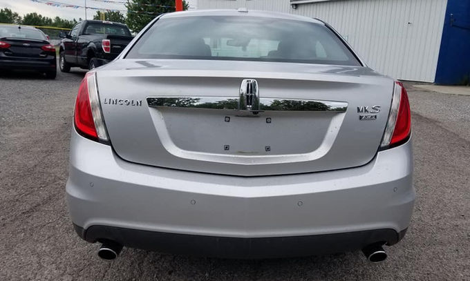 2009 Lincoln MKS Sedan