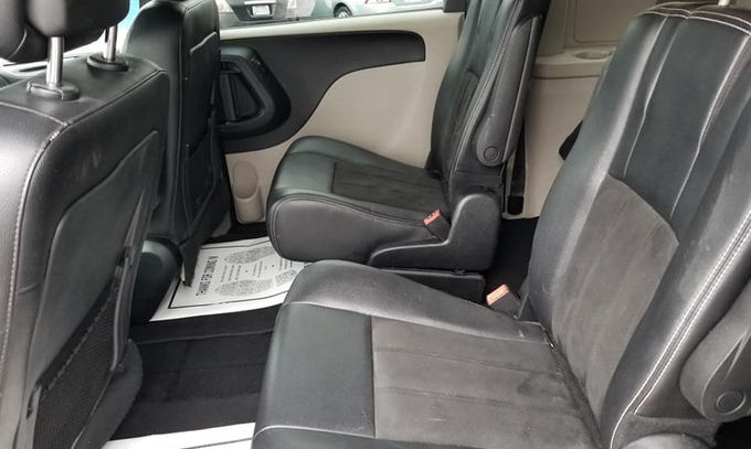 2019 Dodge Caravan SXT Minivan
