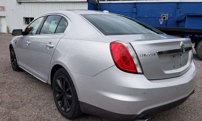 2009 Lincoln MKS Sedan