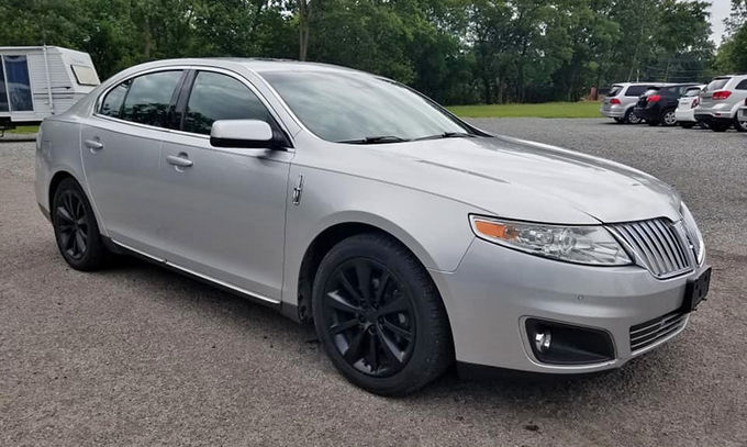 2009 Lincoln MKS Sedan