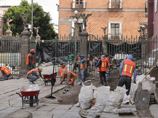 Rehabilita Gobierno del Estado el atrio de la Catedral poblana
