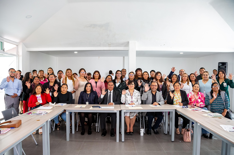 Capacita SMDIF en materia jurídica a presidentas de subsistemas 