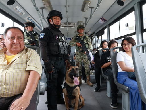 Detienen a presuntos carteristas en transporte RUTA con intervención oportuna