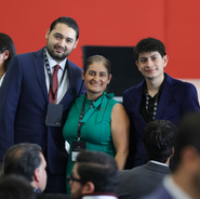 Gobierno federal presenta Olinia; talento poblano clave en primera fase del vehículo