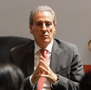 Expone Pepe Chedraui en la UNAM avances de gobernanza en Puebla