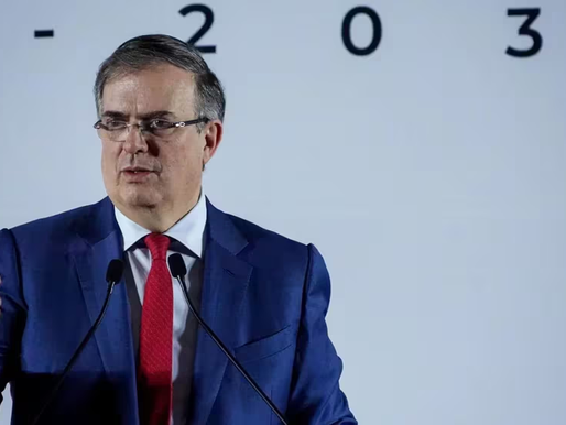 Marcelo Ebrard solicita licencia en el Senado de la República