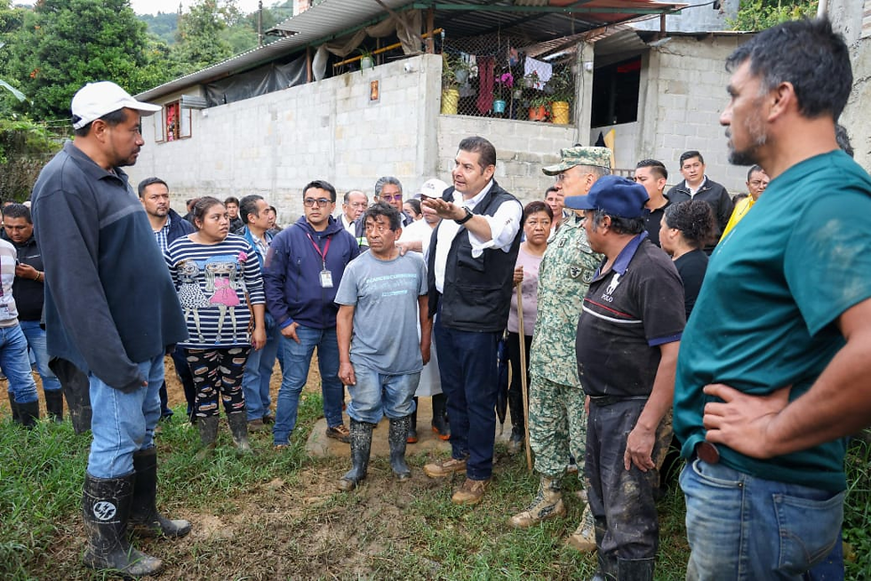 Gobierno de Puebla mantiene vigilancia y apoyo permanente a familias afectadas por lluvias en la Sierra Norte
